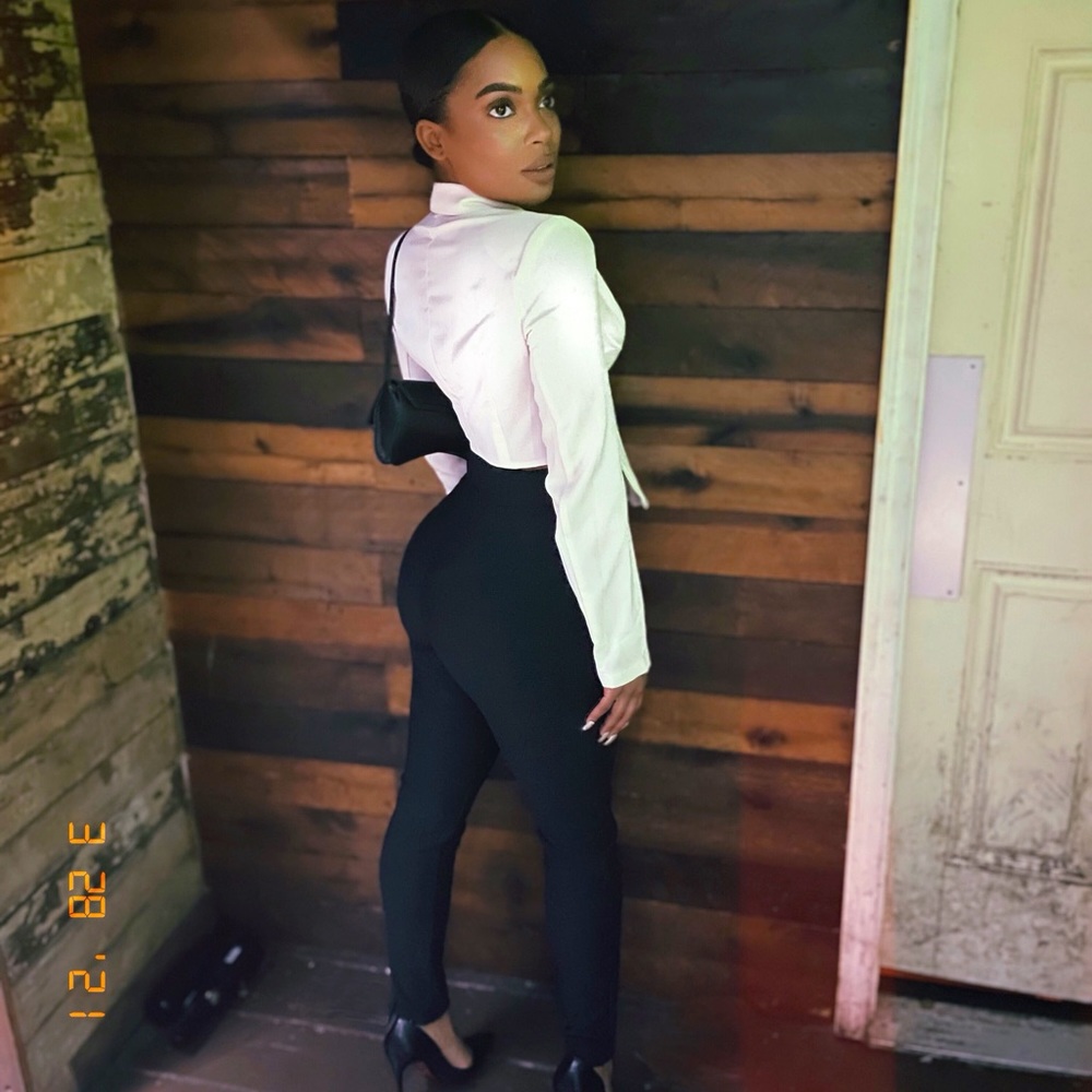 Meet your Posher, Miyah